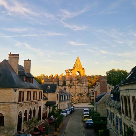 Hotel De L'Abbaye De Longpont Exterior foto